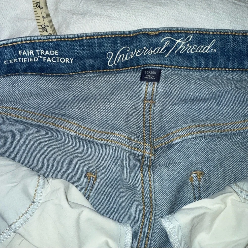 Highest Rise Wide Leg crop  Universal Thread Blue Ankle Jeans - Picture 3 of 6